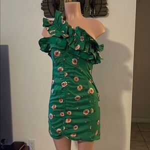 Chic Green One-Shoulder Dress with Floral Design